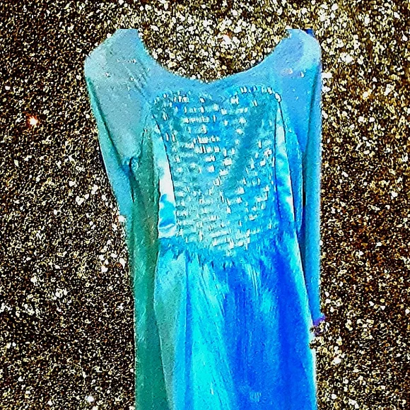 Disney Elsa Frozen Dress size 9-10 Disney Elsa Frozen Dress size 9-10
